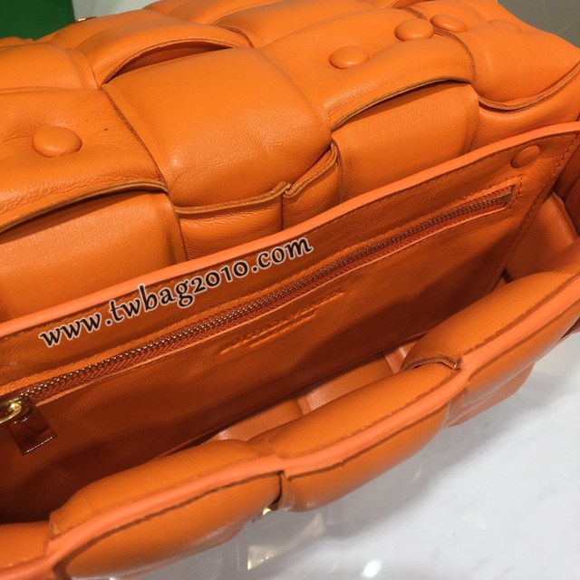 Bottega veneta高端女包 96008 寶緹嘉新款枕頭鏈條包  BV經典款單肩斜挎手提女包  gxz1193